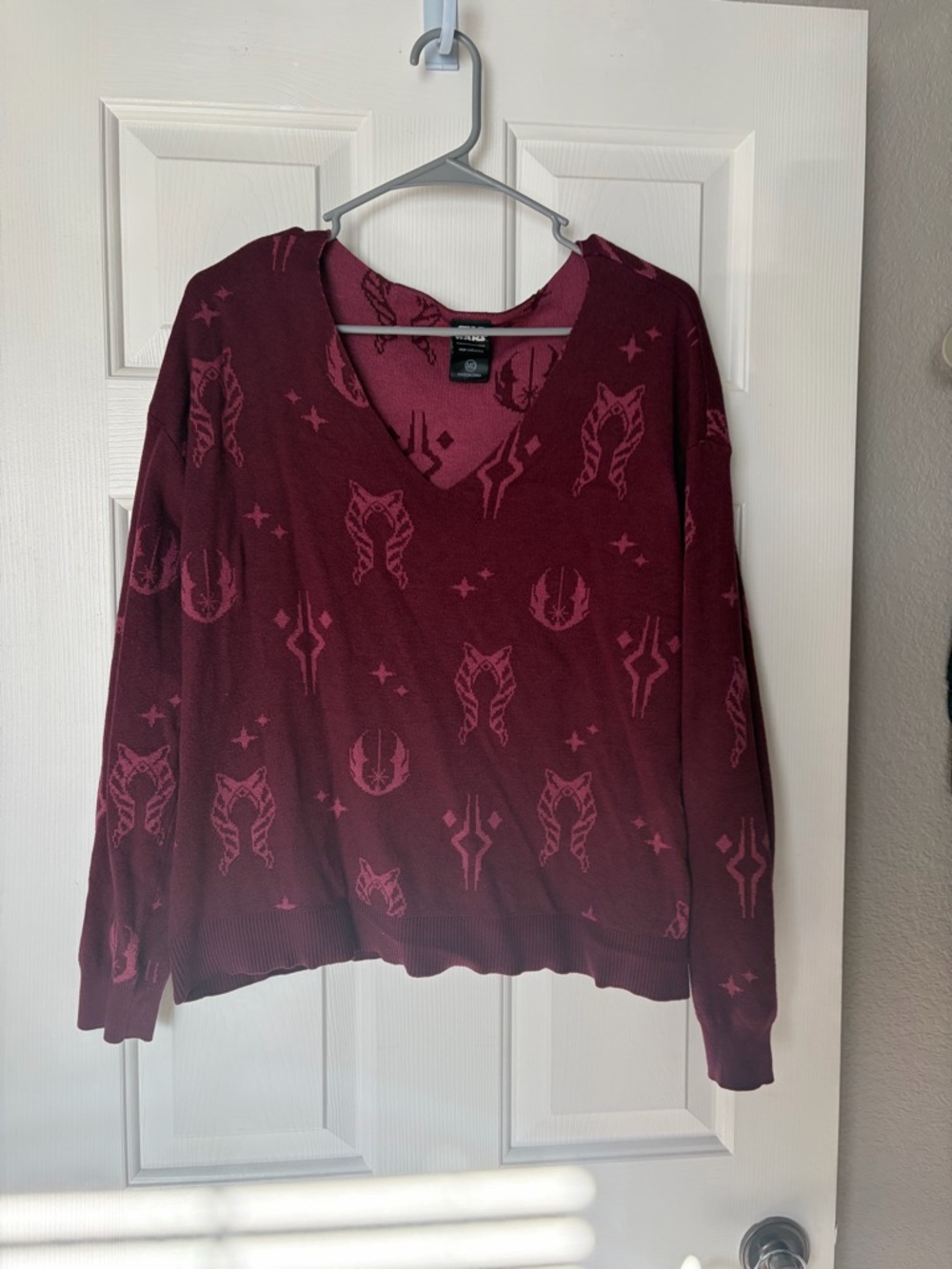 Her Universe Star Wars: The Clone Wars Ahsoka Jedi V-Neck Sweater